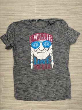 I Willie Love The U.S.A. Graphic Tee - Gray